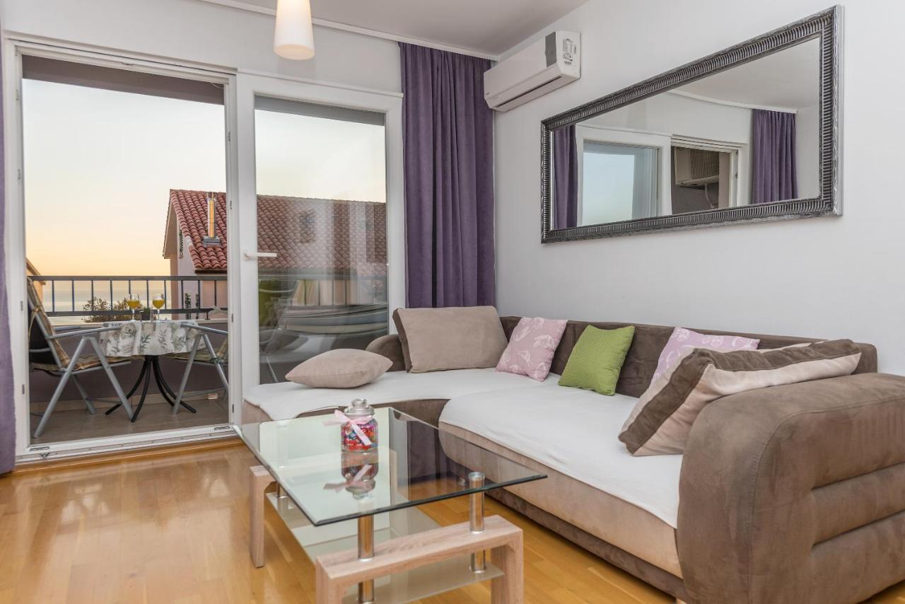 Neno Appartement Makarska Buitenkant foto