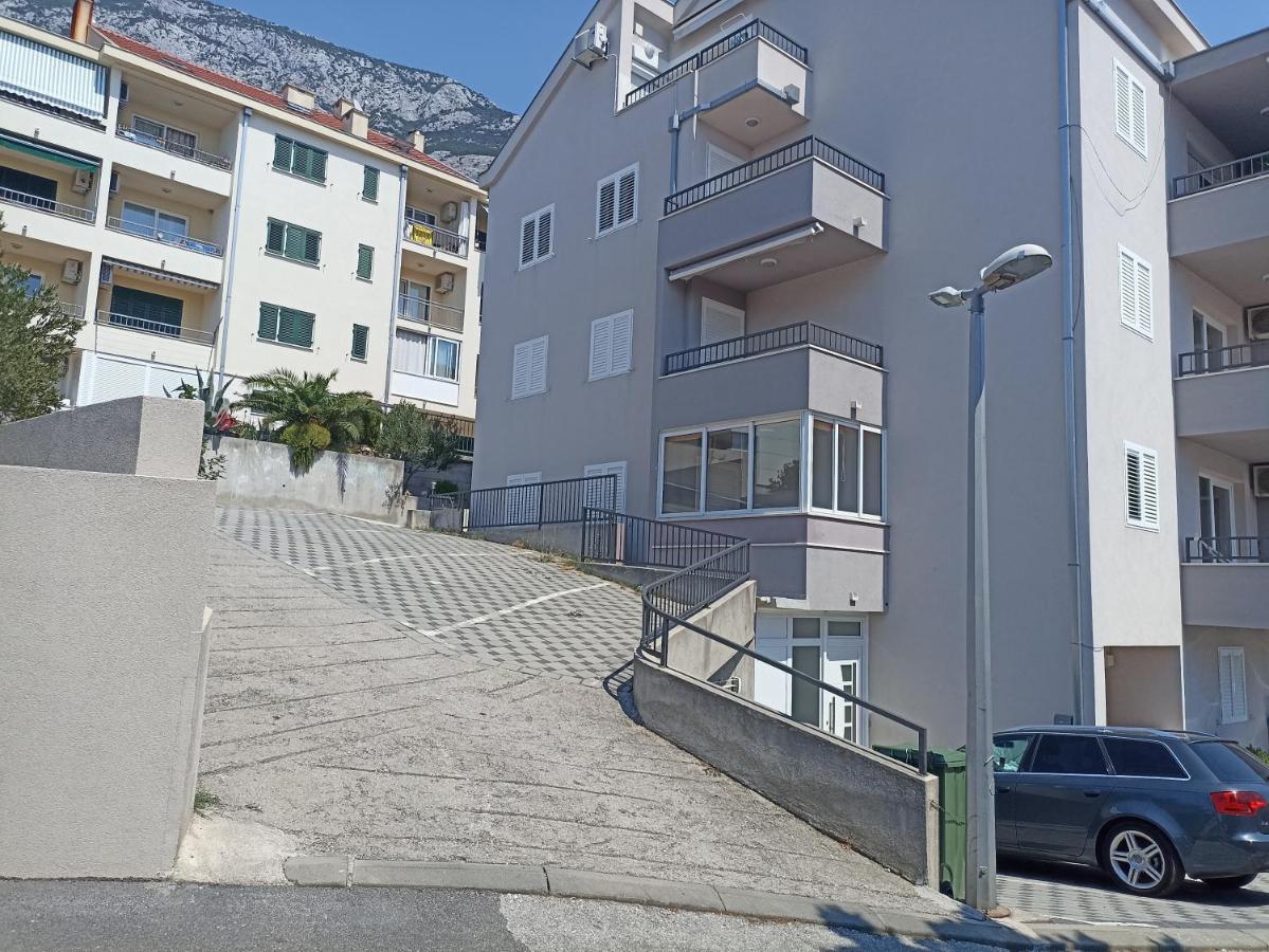 Neno Appartement Makarska Buitenkant foto